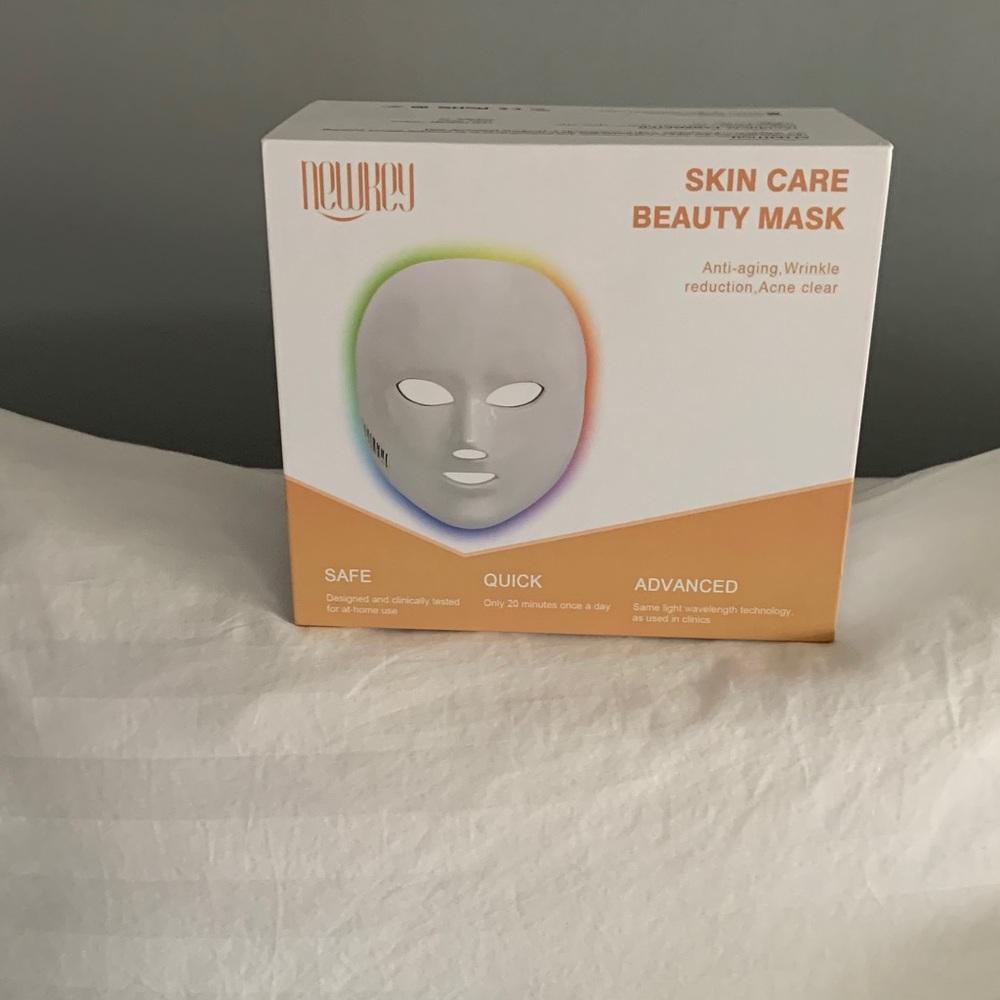 Skin Care Beauty Mask - White